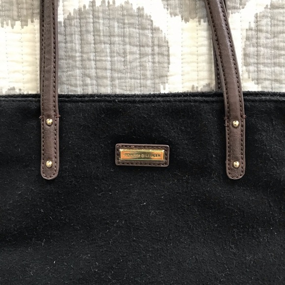 Tommy Hilfiger Black Wool Tote blue & red sequins - Picture 9 of 9